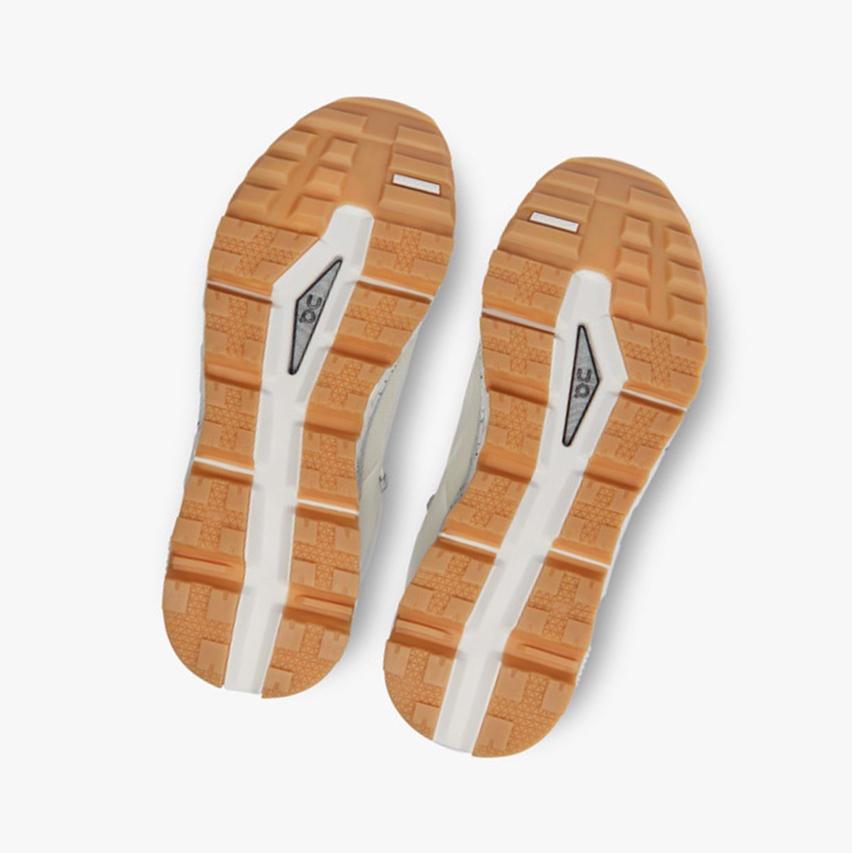 Botas Montaña On Running Cloudtrax Mujer Undyed | 7310258-QK