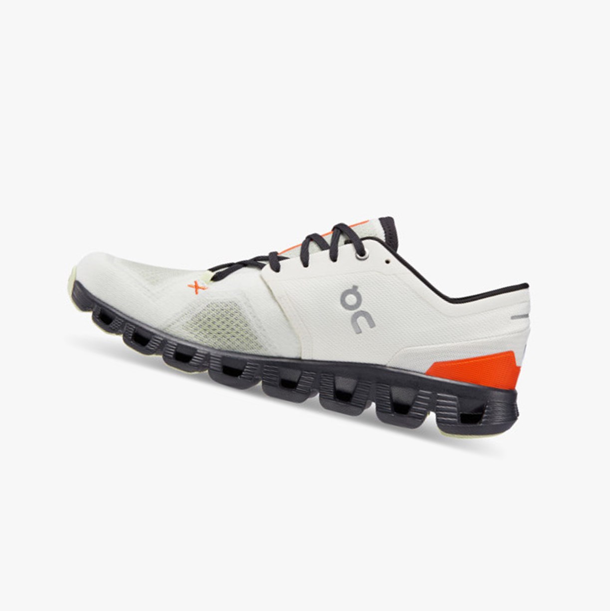 Tenis Deportivos On Running Cloud X 3 Hombre Ivory/Flame | 1092364-LR