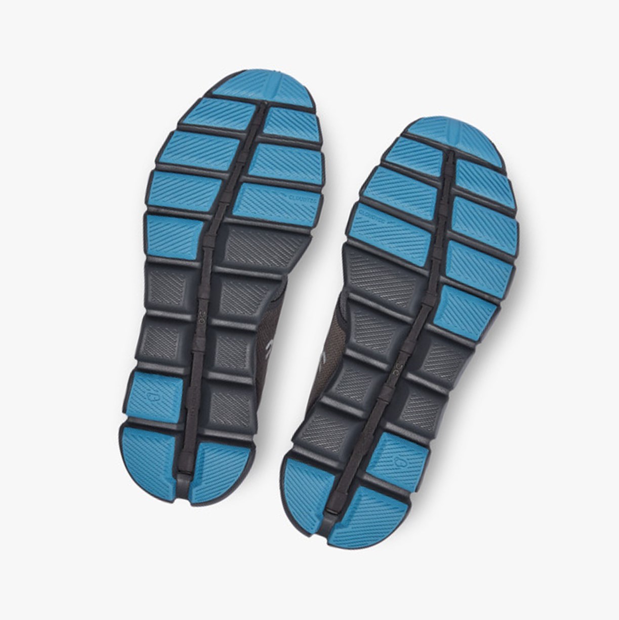 Tenis Deportivos On Running Cloud X 3 Hombre Eclipse/Magnet | 9450123-NE