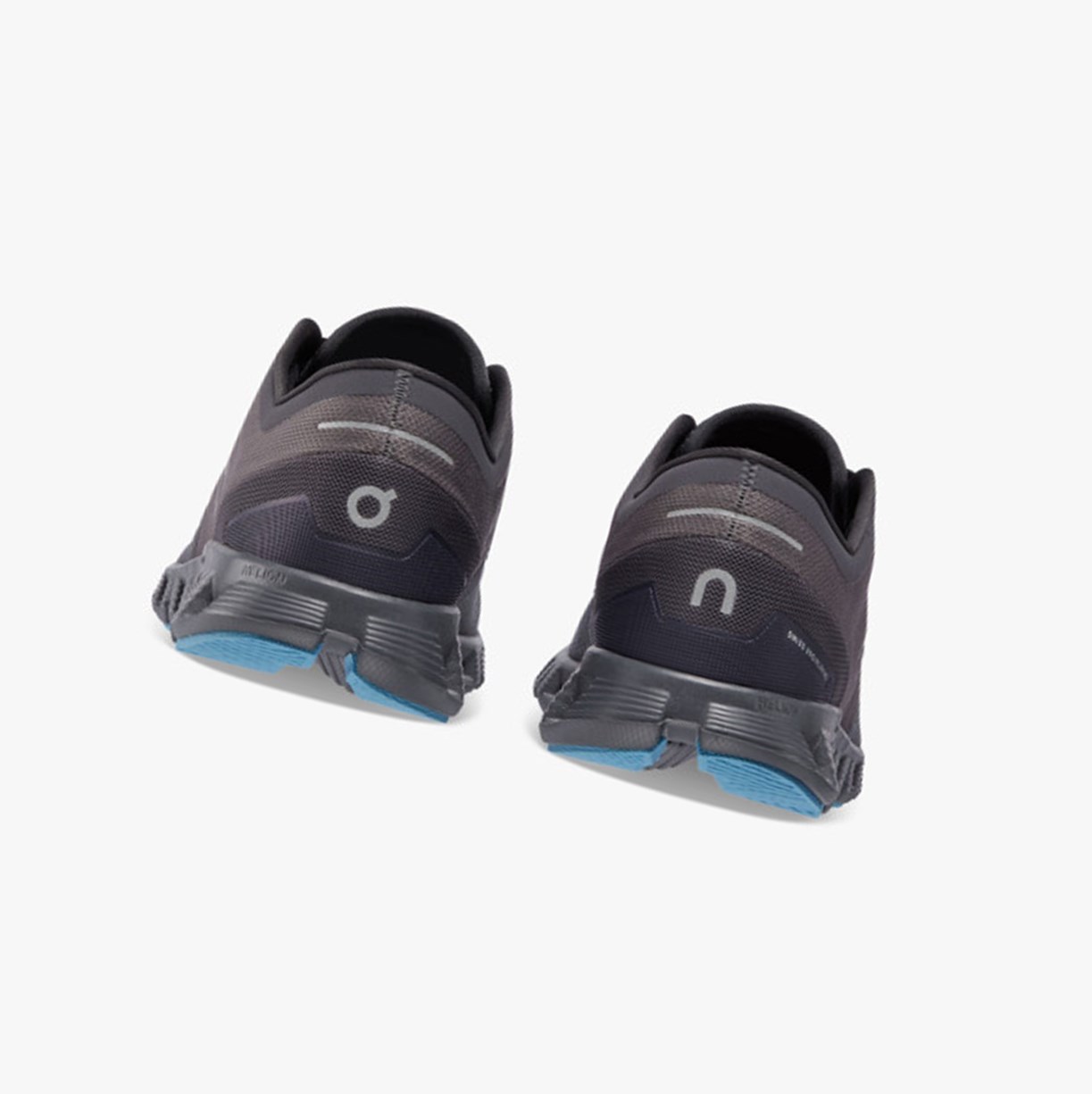 Tenis Deportivos On Running Cloud X 3 Hombre Eclipse/Magnet | 9450123-NE