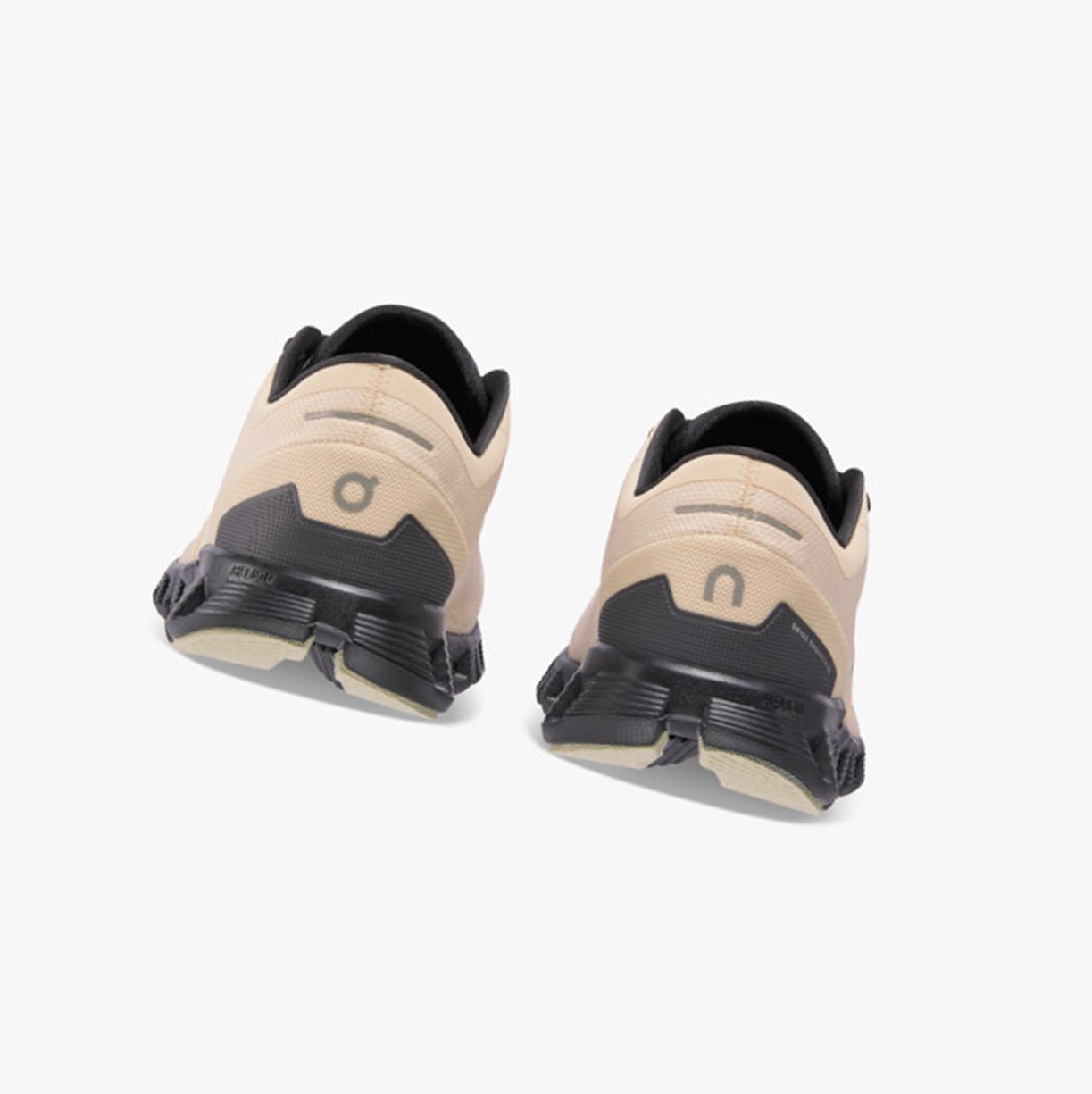 Tenis Deportivos On Running Cloud X 3 Mujer Fawn/Magnet | 5291630-RZ