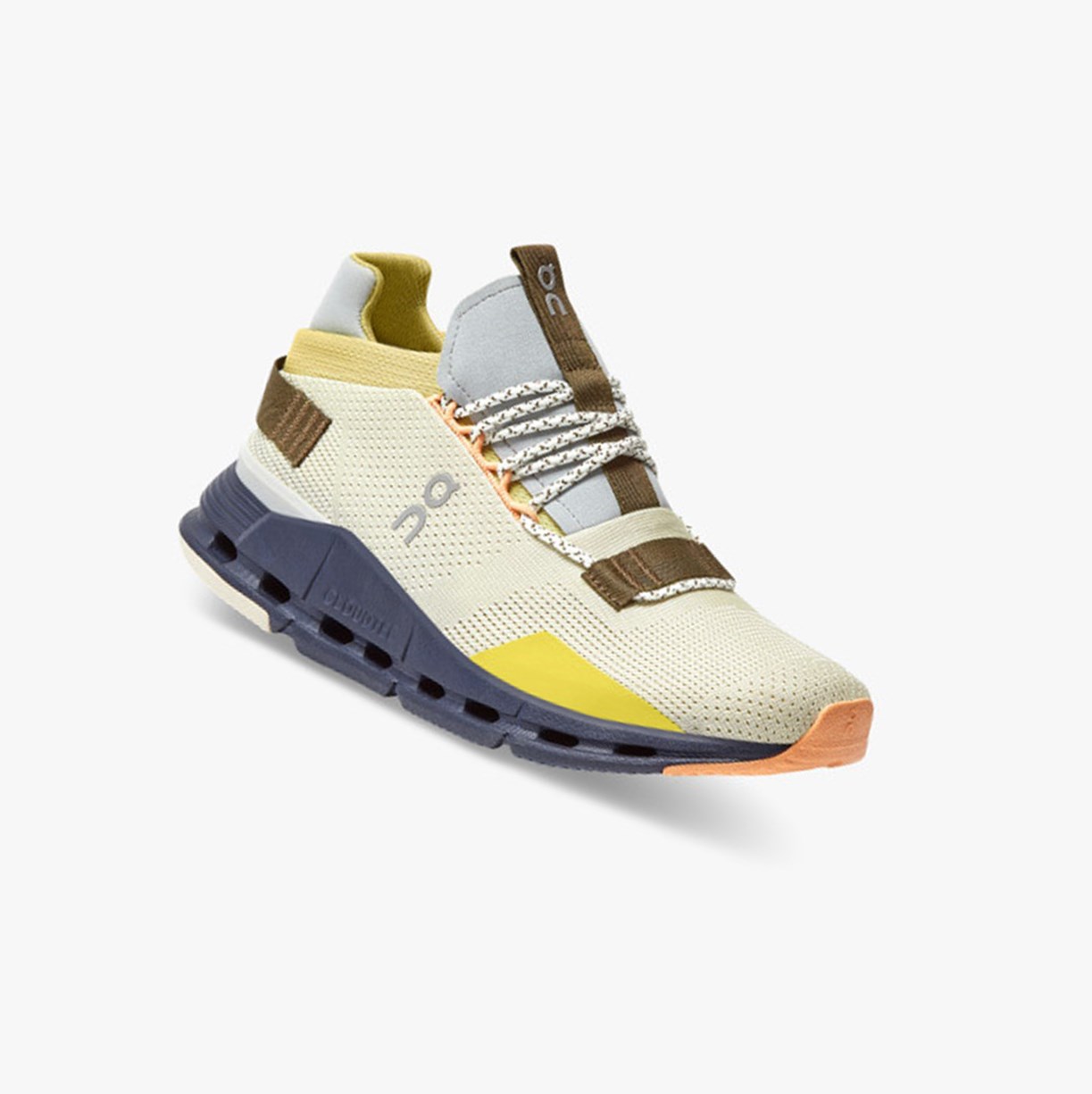 Tenis On Running Cloudnova Mujer Cream/Camo | 9124687-XM