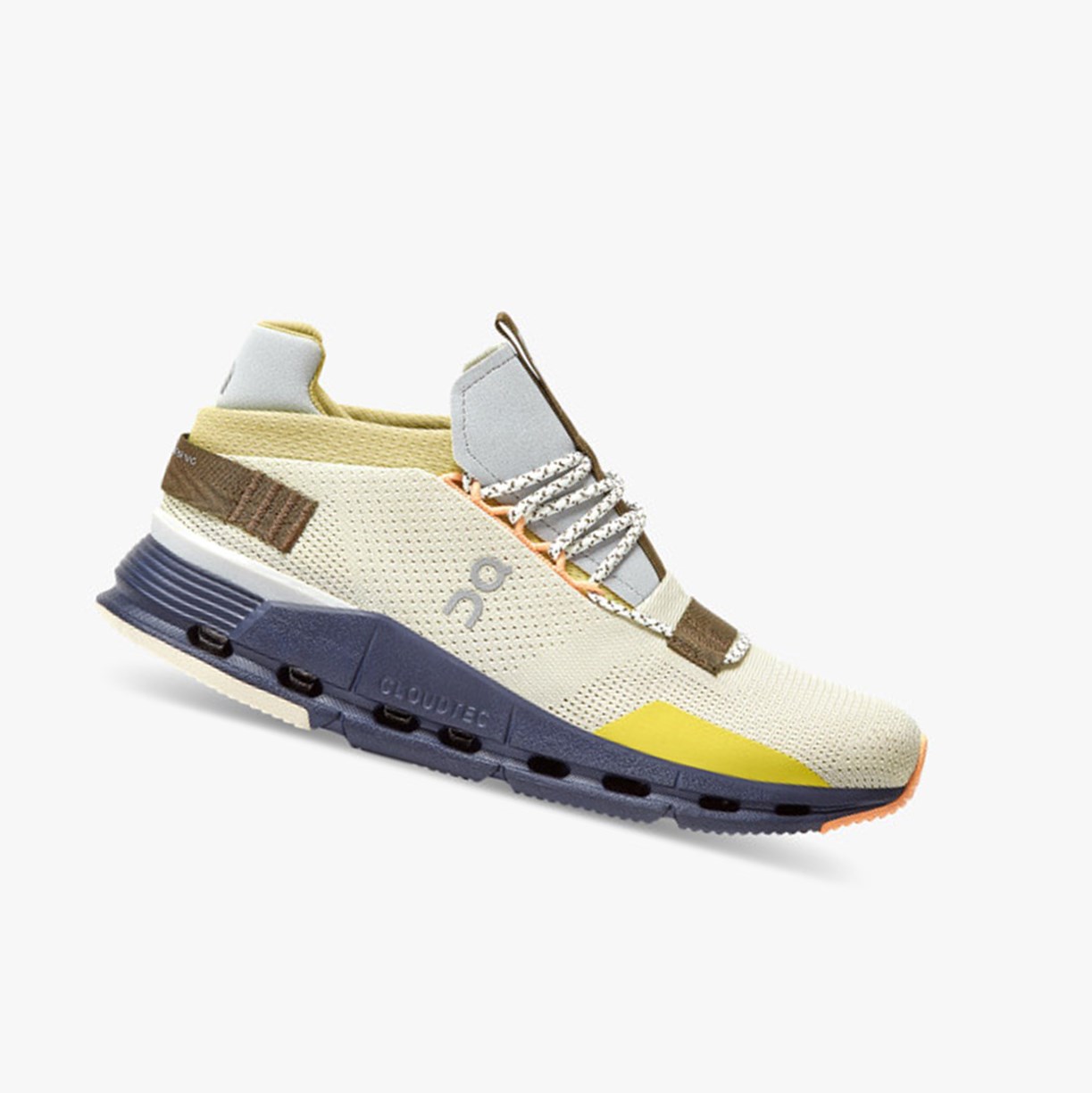Tenis On Running Cloudnova Mujer Cream/Camo | 9124687-XM