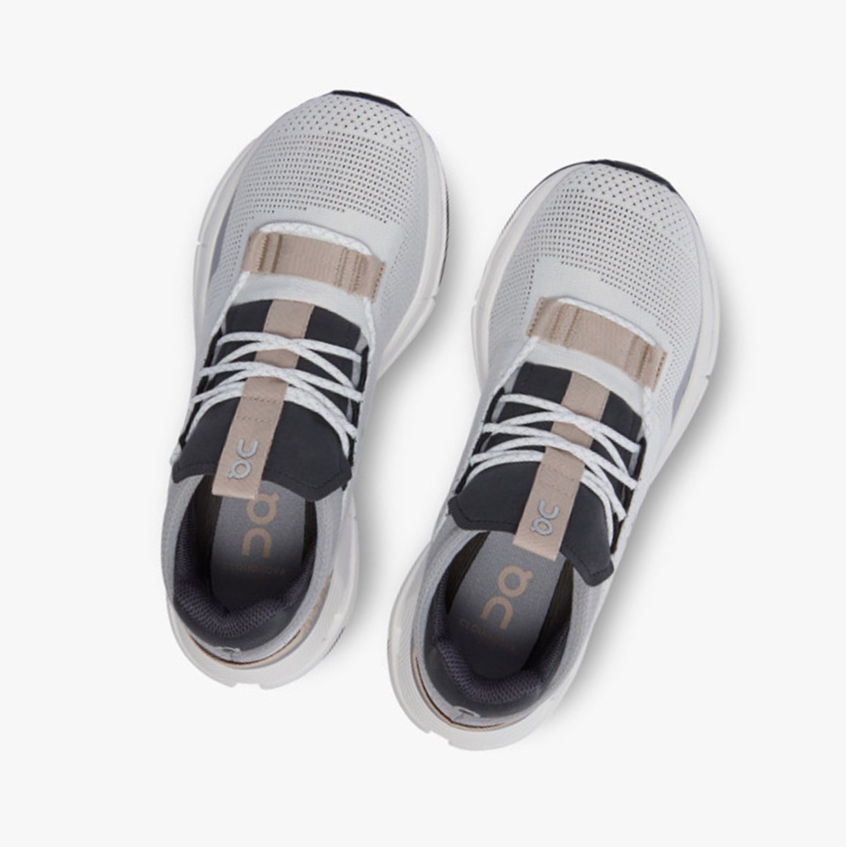 Tenis On Running Cloudnova Mujer White/Sand | 9475013-OA