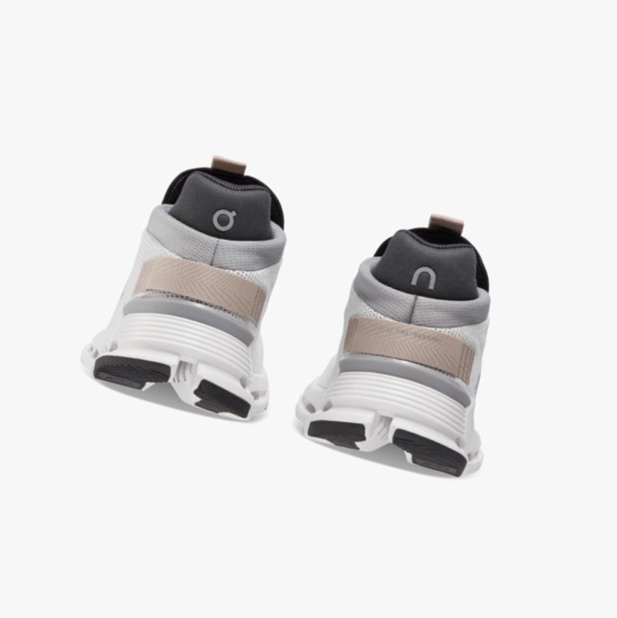 Tenis On Running Cloudnova Mujer White/Sand | 9475013-OA