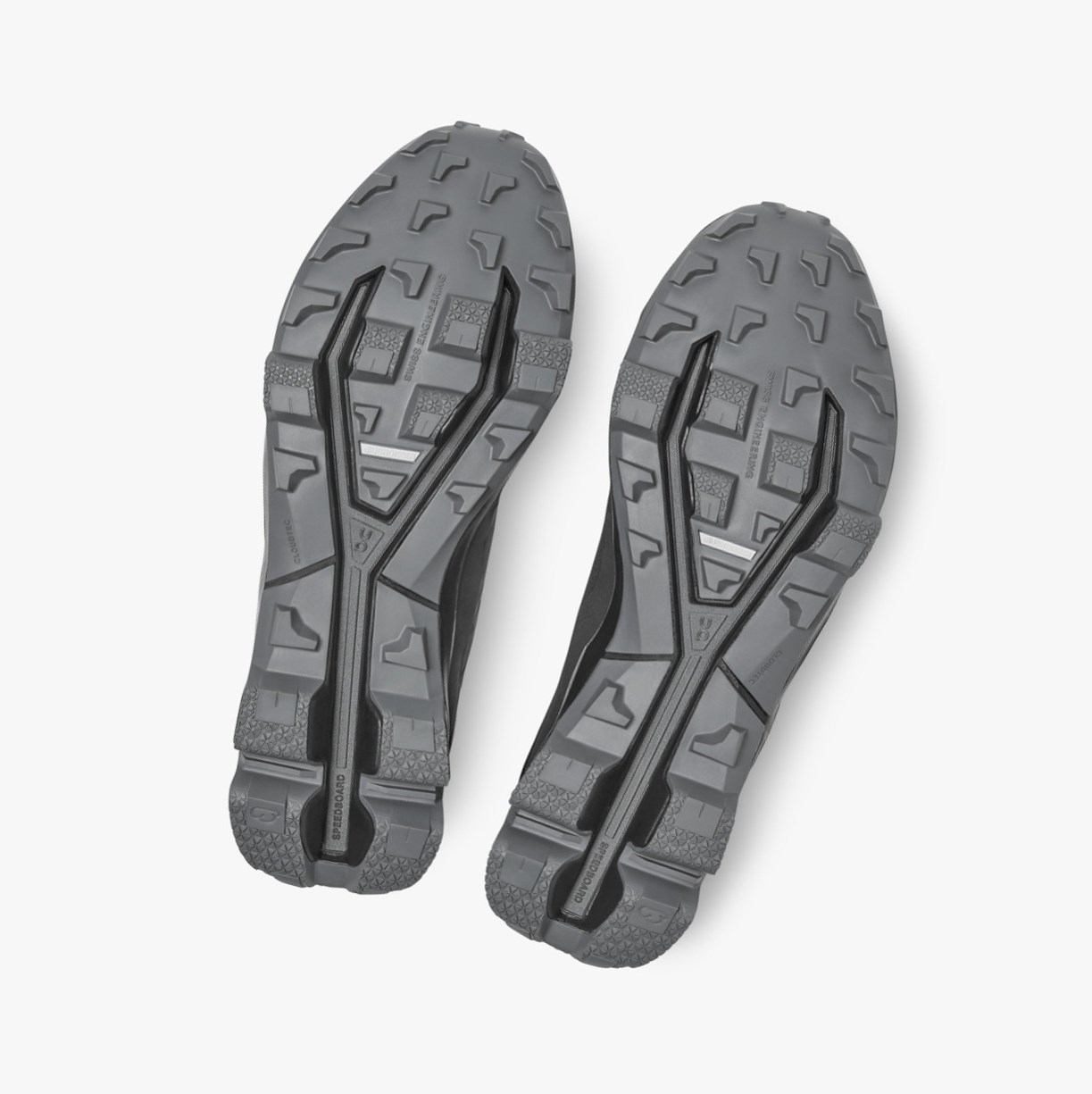 Tenis Para Trail Running On Running Cloudventure Peak Hombre Negros | 1039587-UY
