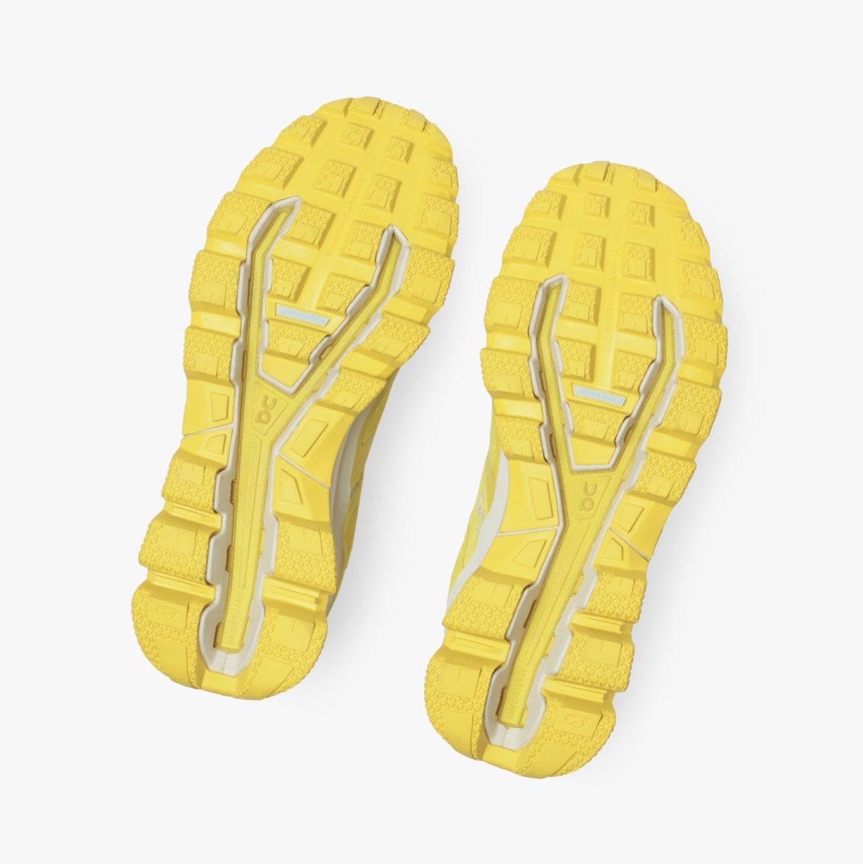 Tenis Para Trail Running On Running Cloudventure Impermeables Mujer Moutarde | 2850137-IN